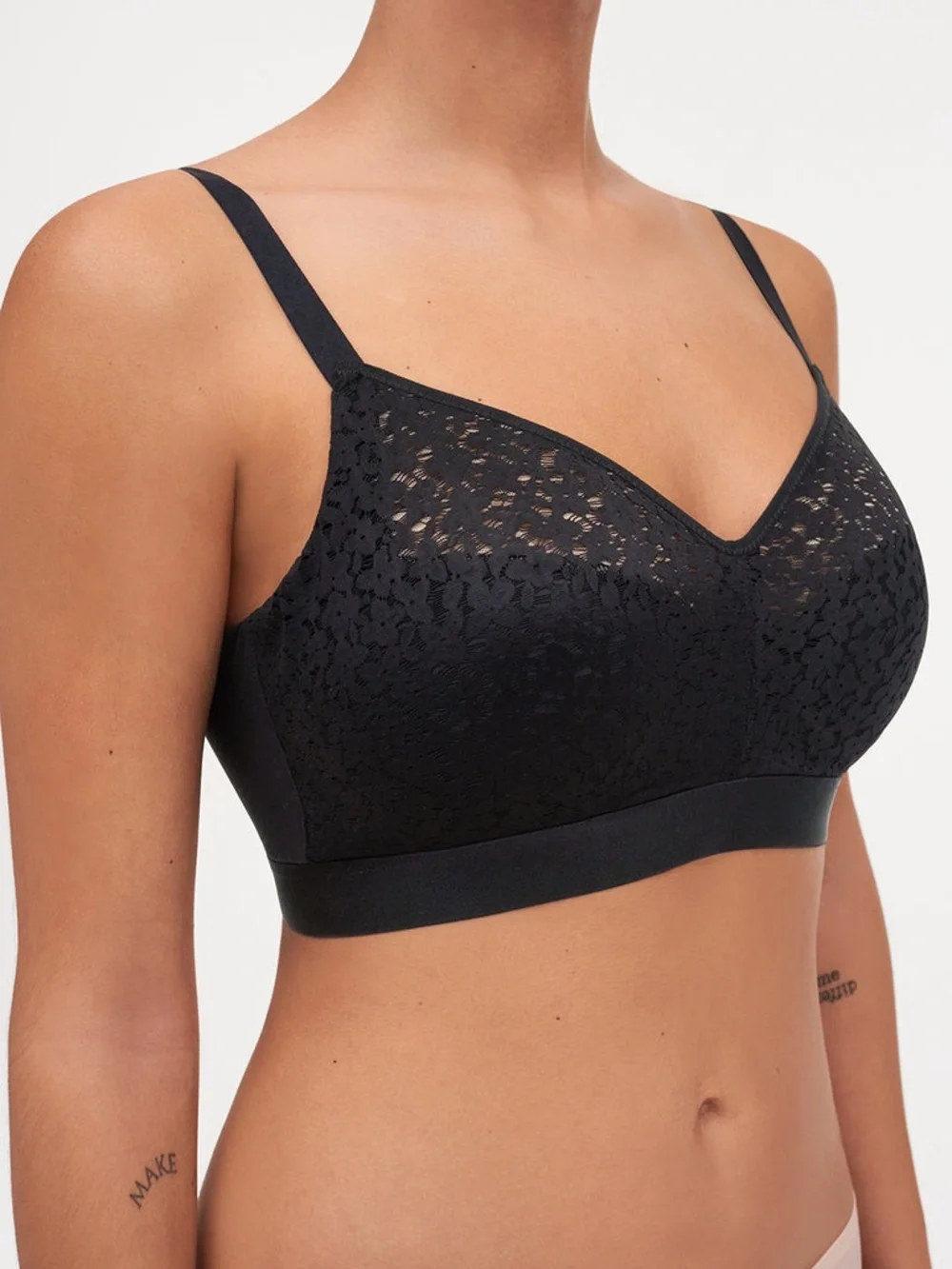 Chantelle Norah Black Lace Wireless Bra- 38H